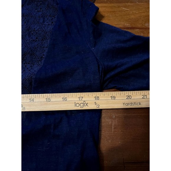 Chaps women's navy blue pullover v-neck top size L buttons & embroidery at neck - Picture 7 of 8